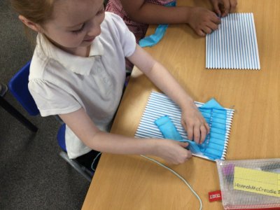 Image of Year 2 (Class 6) - Art - Weaving & Lucy Poskitt