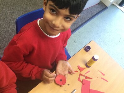 Image of Year 2 (Class 6) - History - Remembrance Day