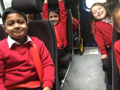 Image of Year 2 (Class 6) - Leeds Tour