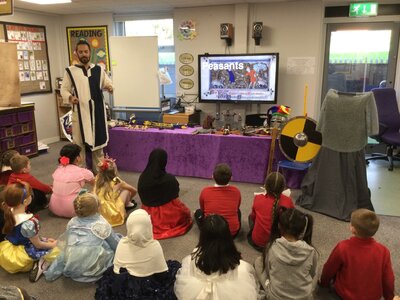 Image of Year 2 (Class 7) - Dantastic Education