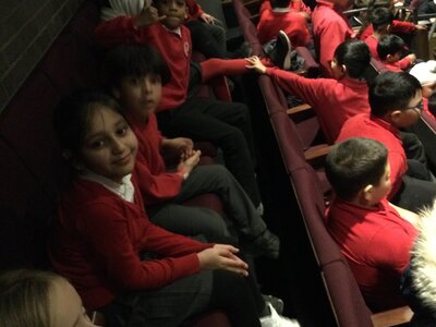 Image of Year 3 (Class 7) - Cultural Education - Leeds Playhouse Trip