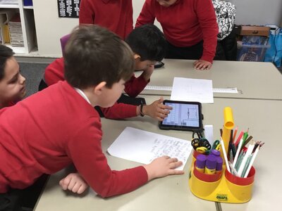 Image of Year 3 (Class 8) - Computing - Presentation Backgrounds