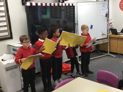 Image of Year 3 (Class 8) - English - Poetry