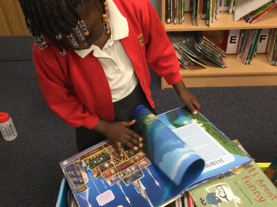 Image of Year 3 (Class 8) - Library Session