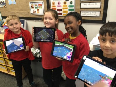 Image of Year 3 (Class 8) - Science - Minecraft!