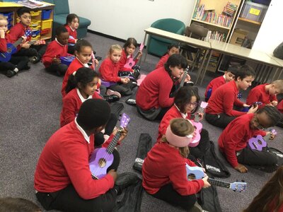 Image of Year 3 (Class 9) - Music - Playing the Ukulele