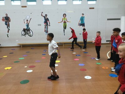 Image of Year 4 (Class 10) - Commando Joe's - Amazon River Rescuers