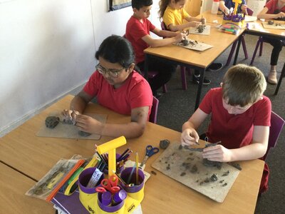 Image of Year 4 (Class 11) - Art - Sculptures