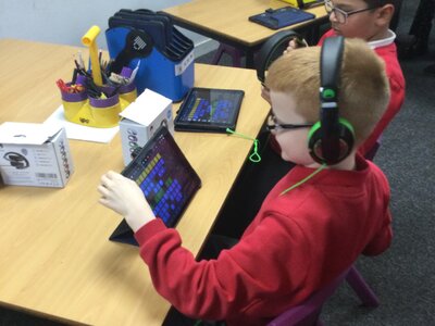 Image of Year 4 (Class 11) - Computing / Music - Garage Band Multi Track Composition