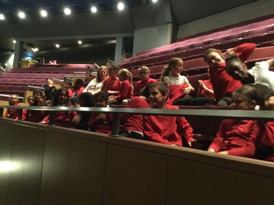 Image of Year 4 (Class 11) - History - Theatre Trip