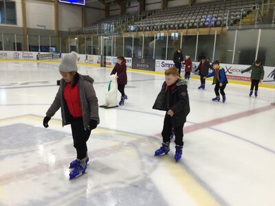 Image of Year 4 (Class 11) - P.E - Ice Skating Improvements