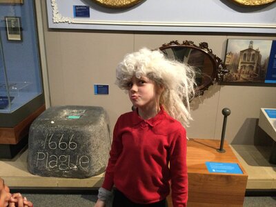 Image of Year 4 (Class 12) - History - Leeds City Museum Trip