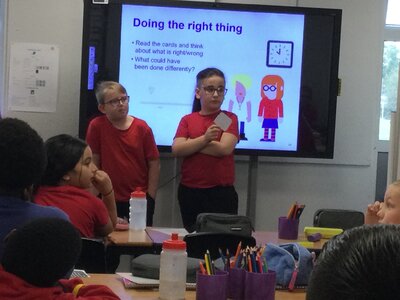 Image of Year 4 (Class 12) - PSHE - The Right Choices