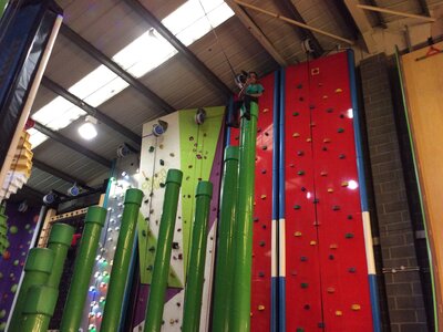Image of Year 4 (Class 9) - P.E - Climbing Experience