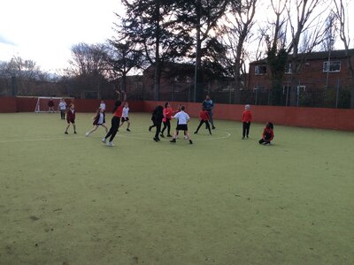 Image of Year 4 - Handball