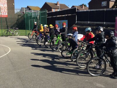 Image of Year 5 (Class 12) - Bikeability