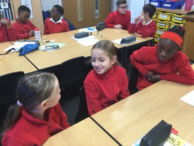 Image of Year 5 (Class 12) - Oracy / PSHE - Should we trust everything we see in the media? 