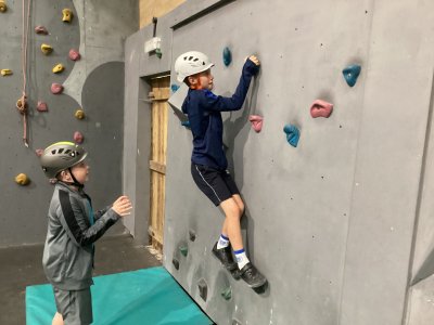 Image of Year 5 (Class 13 & Class 14) - Lineham Farm - Climbing