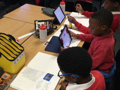 Image of Year 6 (Class 14) - Art - Sea Creature Research