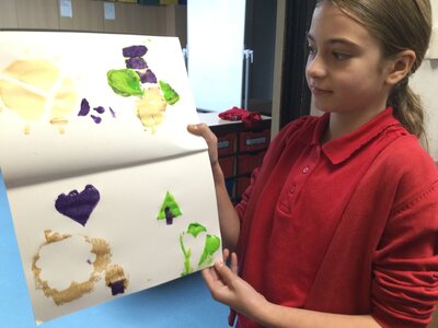 Image of Year 6 (Class 15) - Art - Stencils