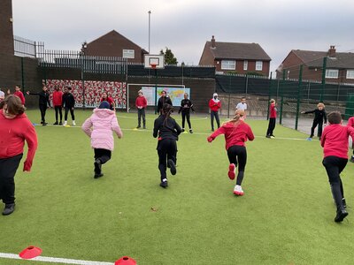 Image of Year 6 (Class 15) - P.E - Cold Weather Exercise