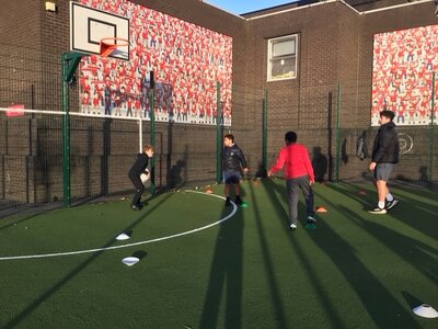 Image of Year 6 (Class 15) - P.E - Rugby Skills