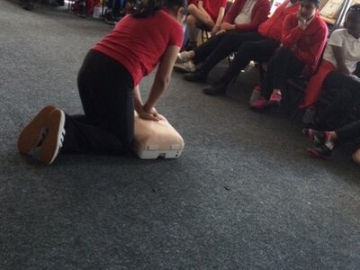 Image of Year 6 (Class 16) - PSHE - First Aid Training