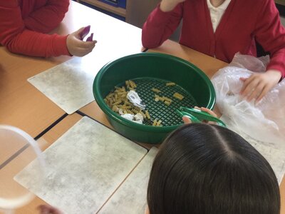 Image of Year 6 (Class 16) - Science - Filtering Techniques