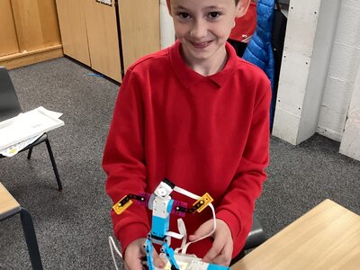Image of Year 6 - Computing Club - Choose your own build!