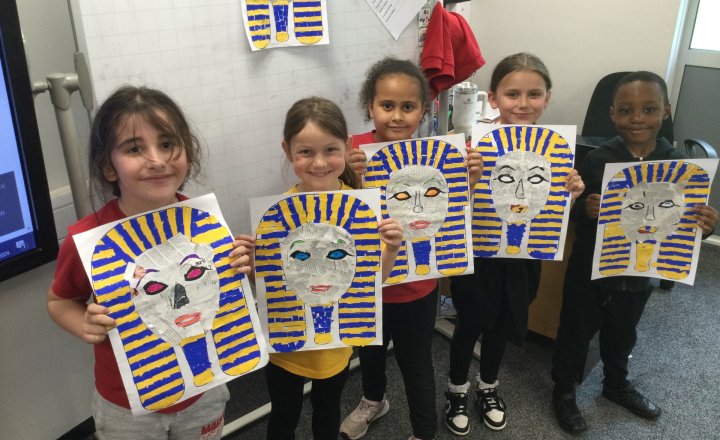 Image of Year 3 (Class 9) - Art - Collage