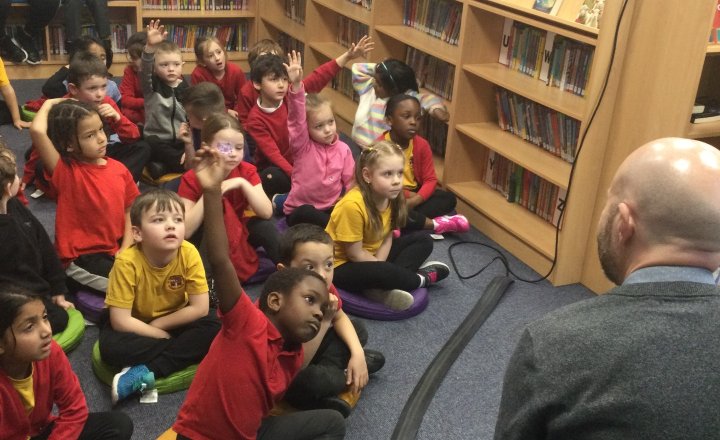 Image of Year 1 (Class 3) - English - Story Time