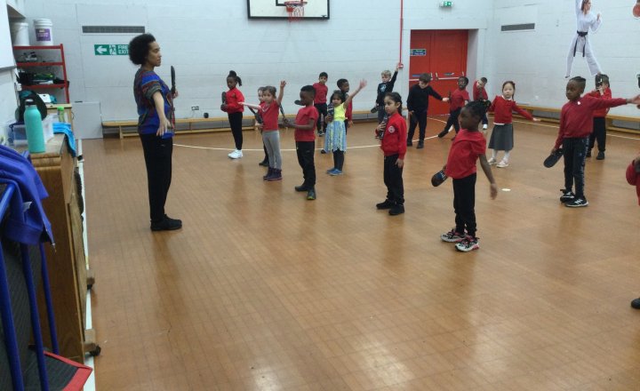 Image of Year 1 (Class 4) - Cultural Education - African Workshop