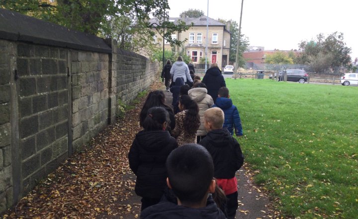 Image of Year 1 (Class 4) - History - Local Walk Around Armley