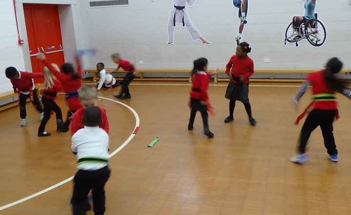 Image of Year 1 (Class 4) - P.E - Tag Rugby