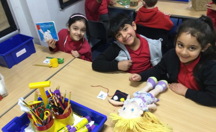 Image of Year 1 (Class 4) - Science - Sorting Materials