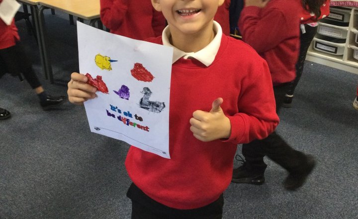 Image of Year 1 (Class 4) - Wear Red Day