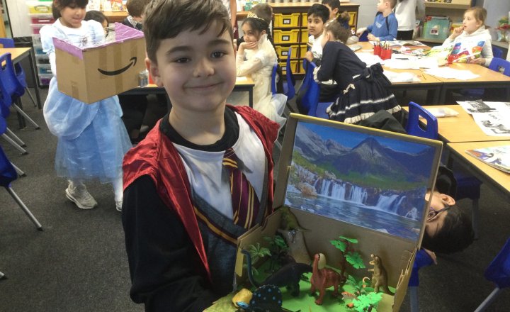 Image of Year 2 (Class 5) - Art / English - Book in a Box Creations