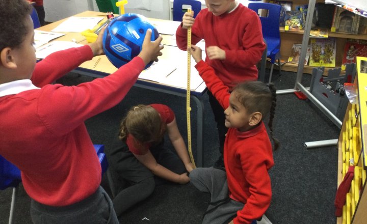 Image of Year 2 (Class 5) - Science - Objects & Materials