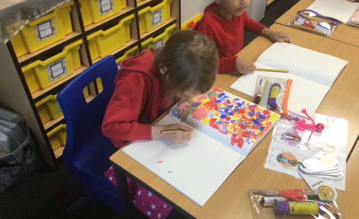 Image of Year 2 (Class 6) - Art - Castles