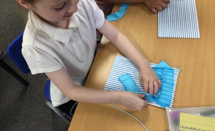 Image of Year 2 (Class 6) - Art - Weaving & Lucy Poskitt