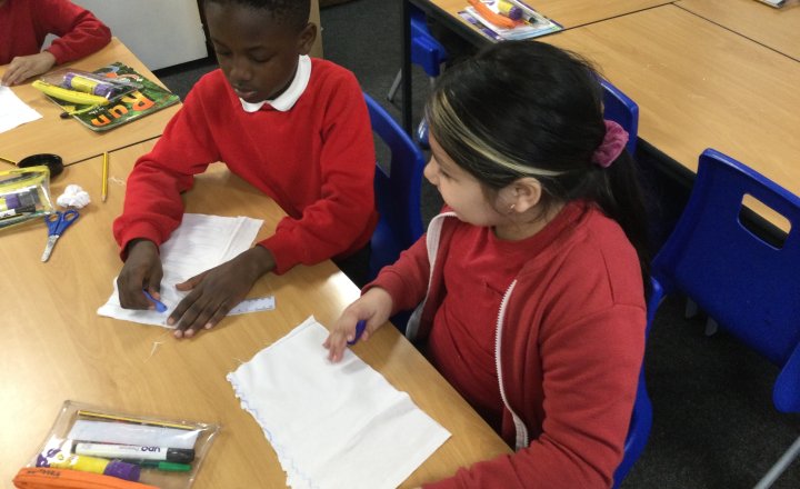 Image of Year 2 (Class 6) - Art - Weaving