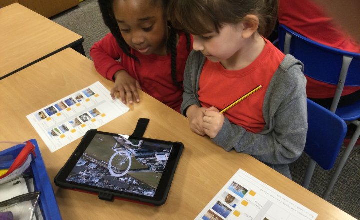 Image of Year 2 (Class 6) - Computing / Geography - Comparing Leeds and London