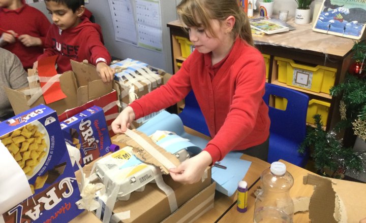 Image of Year 2 (Class 6) - Design Technology - Castles