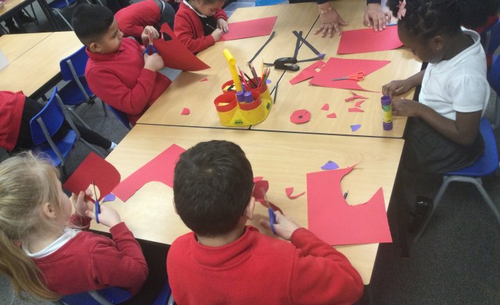 Image of Year 2 (Class 6) - History - Remembrance Day