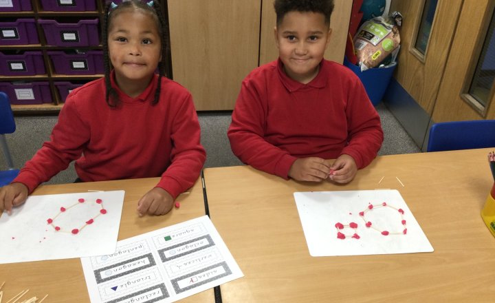 Image of Year 2 (Class 6) - Maths - 2D Shape Vocabulary