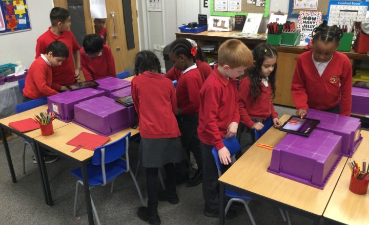 Image of Year 2 (Class 7) - Computing - Stop Motion