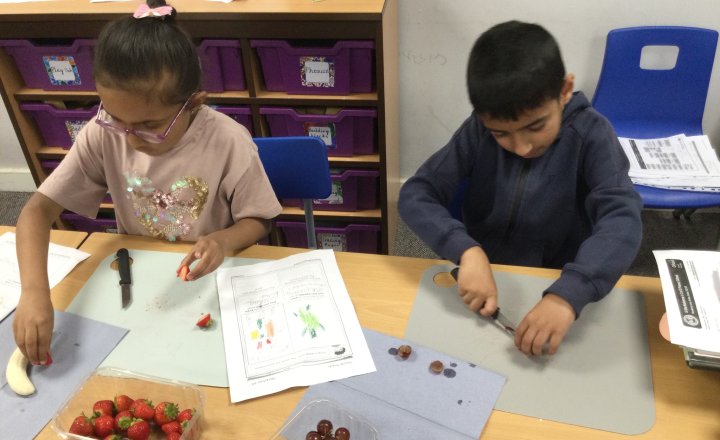 Image of Year 2 (Class 7) - Design Technology - Seaside Day