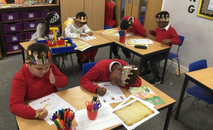 Image of Year 2 (Class 7) - History - Kings and Queens