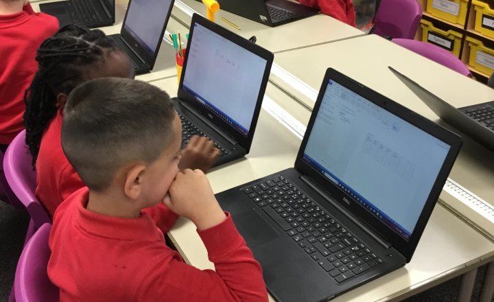 Image of Year 3 (Class 8) - Computing - Microsoft Word and Tables