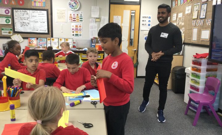 Image of Year 3 (Class 9) - Cultural Education - Pupil Family Visit